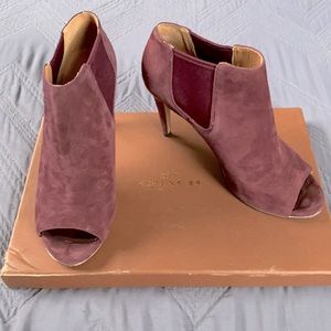 LAST CHANCE before I take the them platos closet